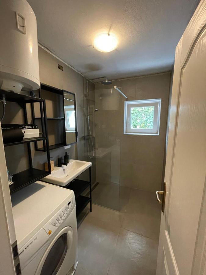 Peter Pan Apartment & Free Parking Любляна Экстерьер фото